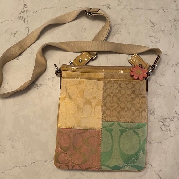 Coach medium crossbody - Picture 8 of 8